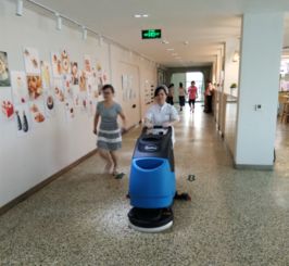 食品廠高效清潔方案 從洗地機(jī)使用到全方位清潔管理