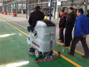 南寧駕駛式洗地機(jī) 工業(yè)清潔的強(qiáng)力引擎與效率革命