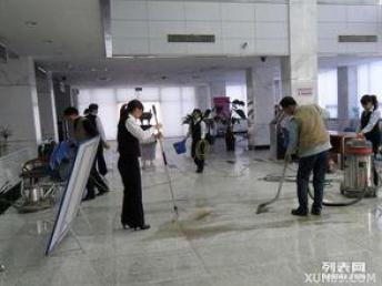 上海九鼎保潔公司 專業(yè)保潔與清洗，點(diǎn)亮家居裝飾新生活